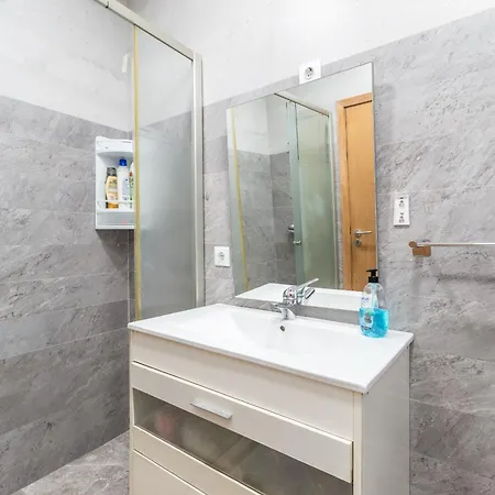 Casa Dognas With Private Pool & Garden - Castelo De Paiva, By Hopstays * Castelo de Paiva