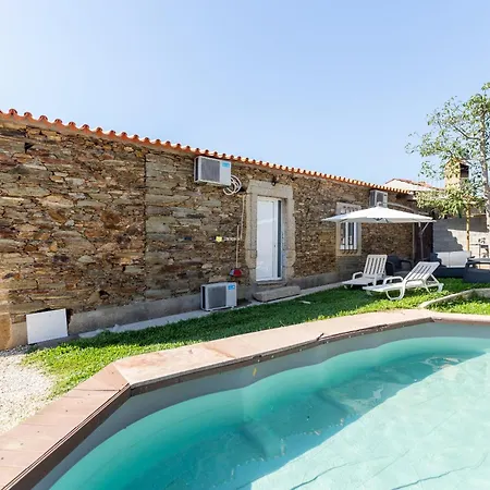 Casa Dognas With Private Pool & Garden - Castelo De Paiva, By Hopstays Feriehus Castelo de Paiva