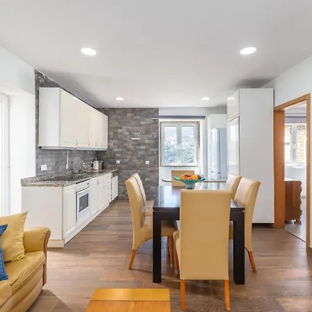 Casa Dognas With Private Pool & Garden - Castelo De Paiva, By Hopstays Semesterbostad *